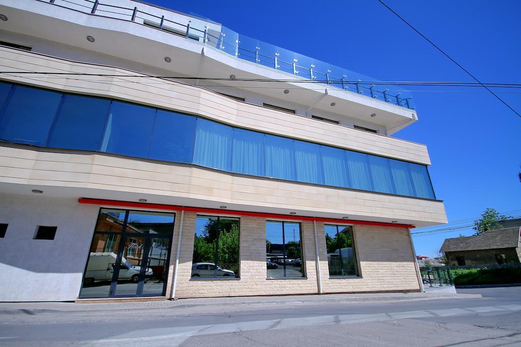 Hotel Eden Tulcsa Kültér fotó