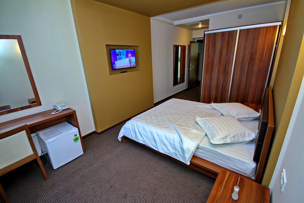 Hotel Eden Tulcsa Szoba fotó